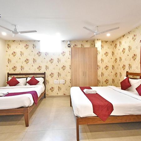 Hotel VI Park - City Centre بونديتْشيري المظهر الخارجي الصورة