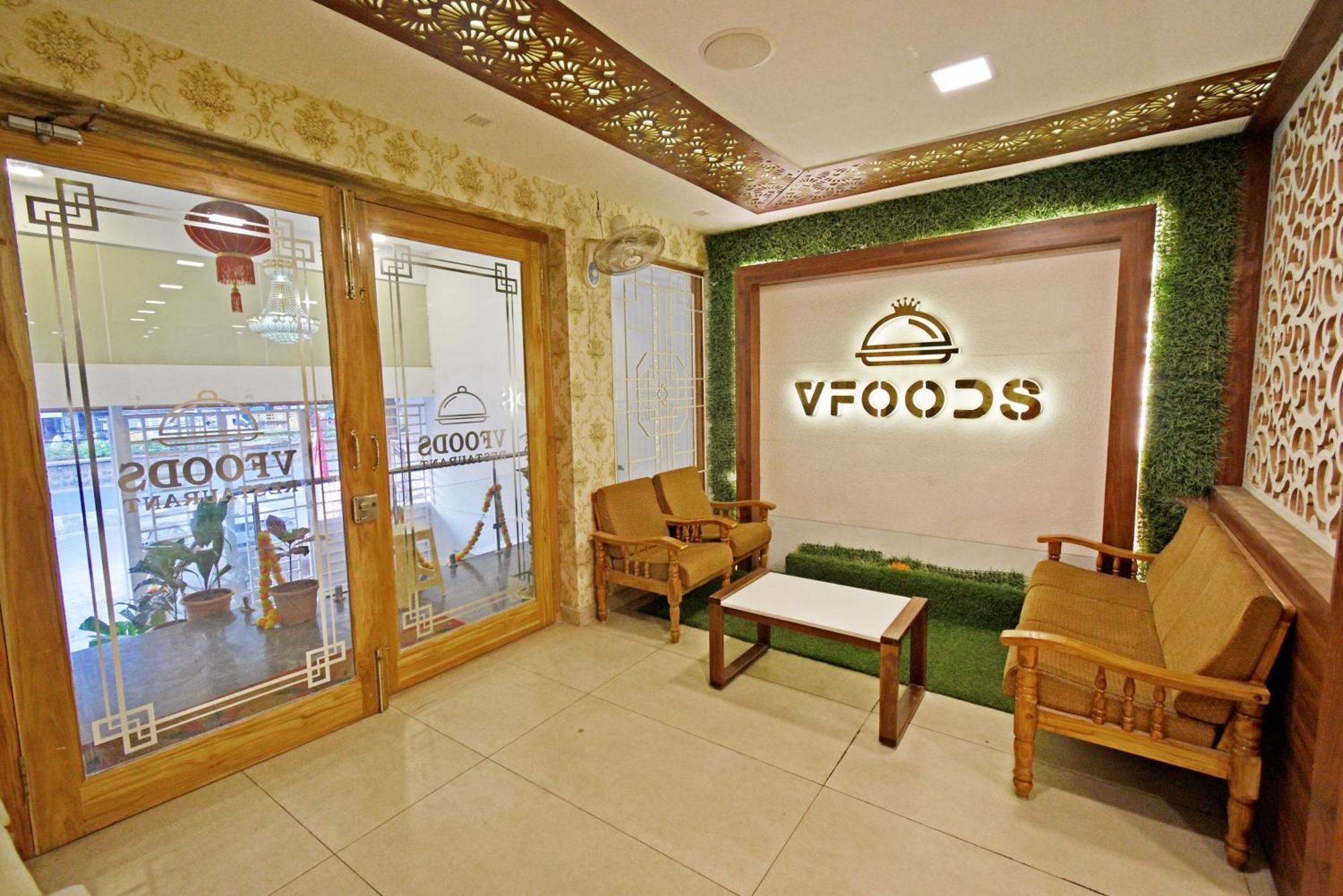 Hotel VI Park - City Centre بونديتْشيري المظهر الخارجي الصورة